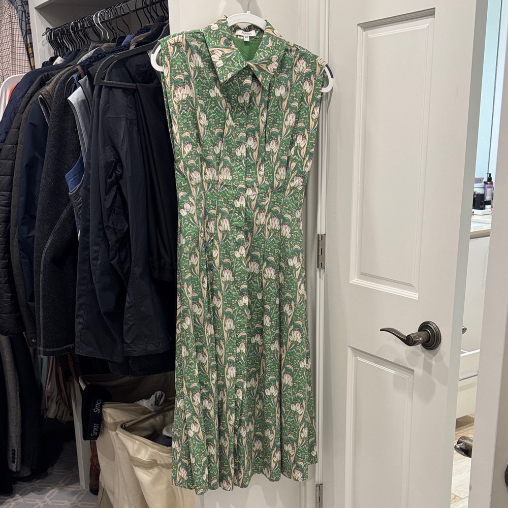 Elegant Green Floral Midi Dress